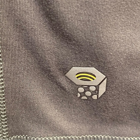 Mountain Hardwear Long Sleeve 1/4 Zip Baselayer gray - Picture 3 of 9